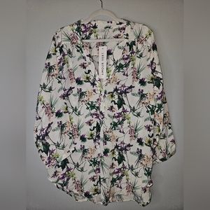 Amour Vert Size XL Floral Blouse